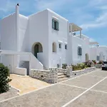 Dionysos In Сasa de vacaciones Alikí