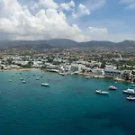 Dionysos In Сasa de vacaciones *