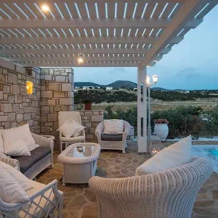 Dionysos In Holiday home