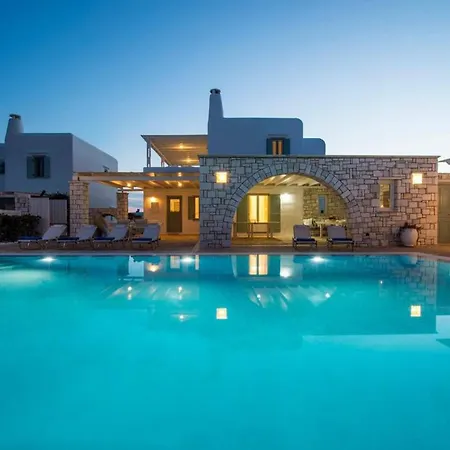 Dionysos In Holiday home Aliki (Paros)