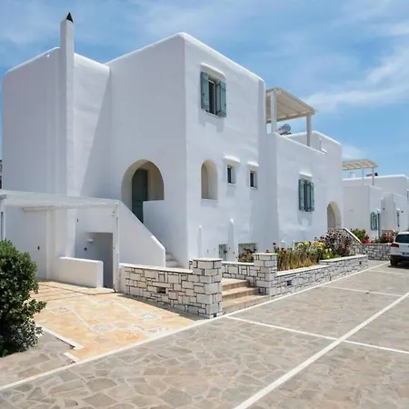 Dionysos In Holiday home Aliki (Paros)
