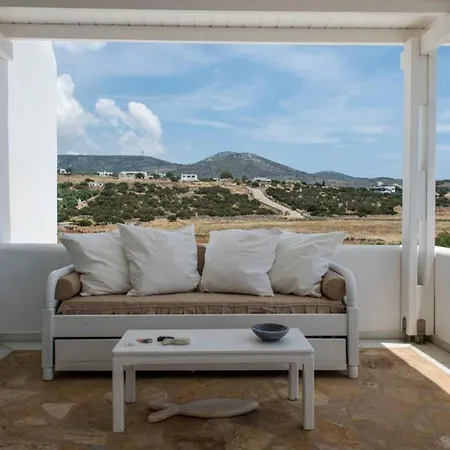 Dionysos In Holiday home